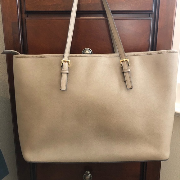 Michael Kors Work/Laptop Tote - Picture 2 of 5
